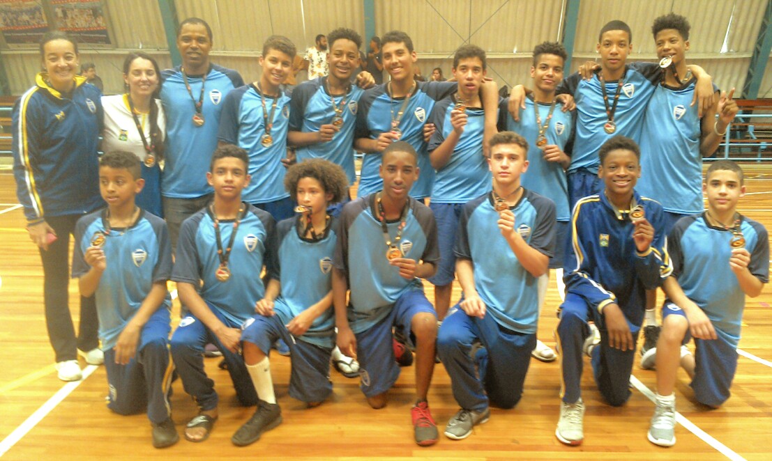 Basquete Sub-13 do Barueri Esporte Forte é vice-campeão paulista