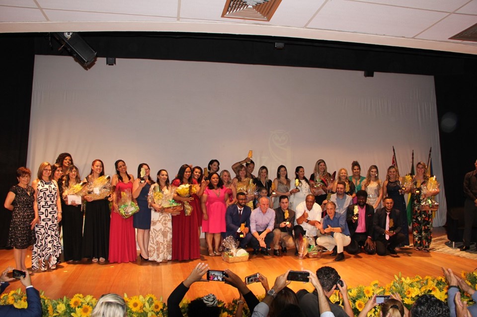 Prêmio Professor Giz de Ouro completa 18 anos com cerimônia emocionante