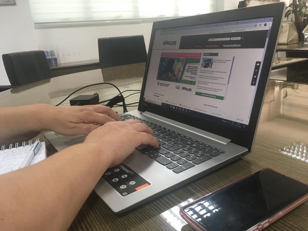 Barueri cria página com os serviços que podem ser realizados online na Prefeitura