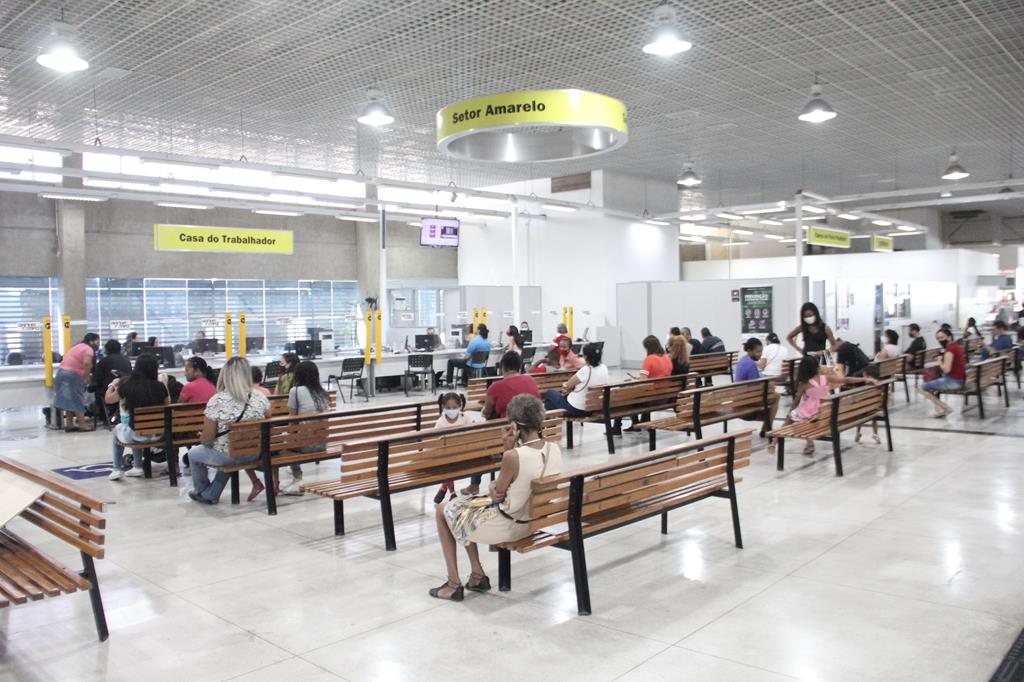 Barueri: Nesta semana a Casa do Trabalhador oferece sete vagas de emprego de cozinheiro a manicure