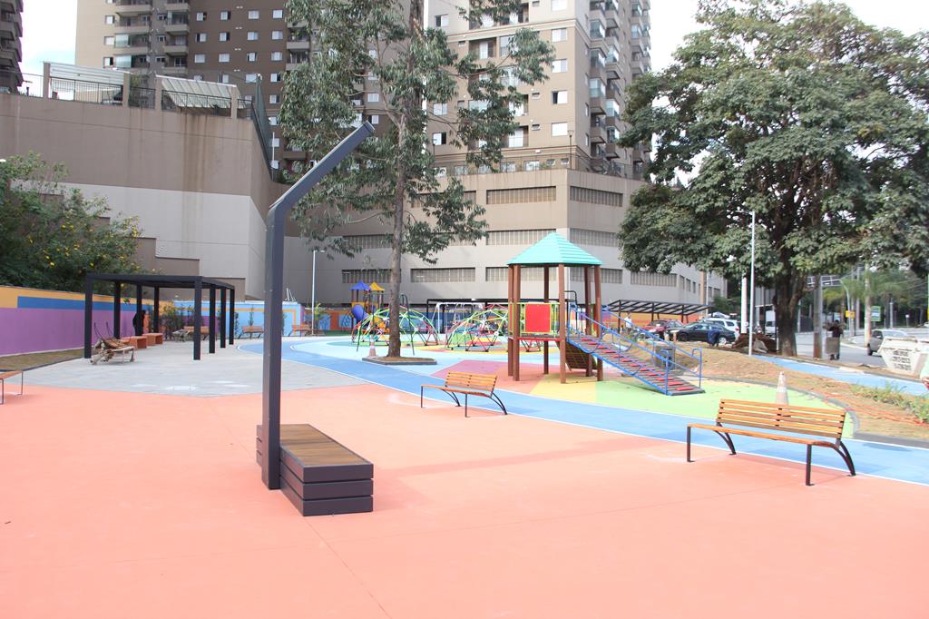 Barueri: Prefeitura vai entregar praça arrojada no Jardim Tupanci
