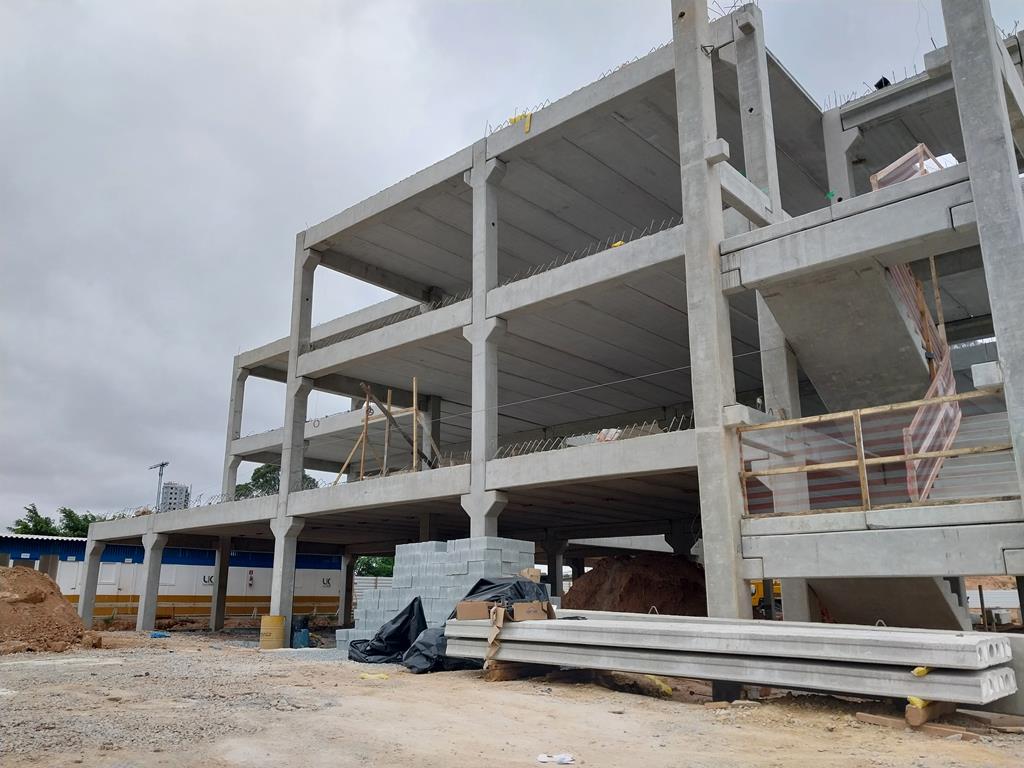 Prefeitura avança na construção de espaço para atendimento especializado a idosos