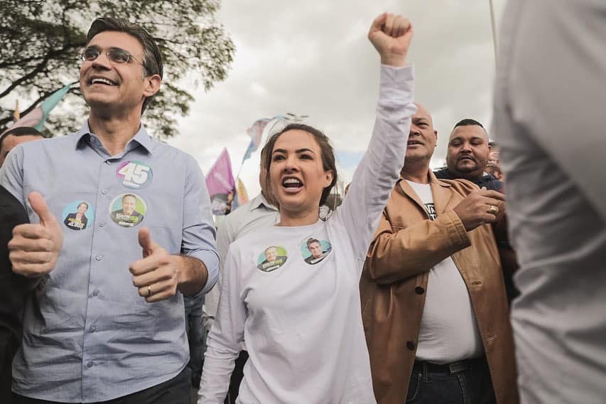 Em Barueri Rodrigo Garcia, na condição de candidato, é recebido por multidão