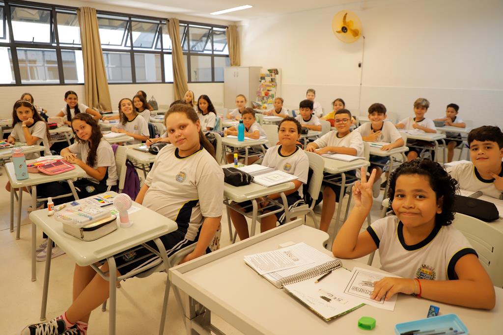 Retrospectiva 2025: Educação de Barueri amplia avanços do ensino de qualidade