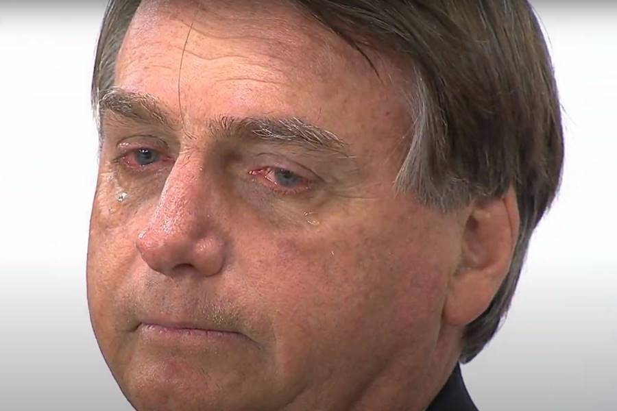 Michelle diz que Bolsonaro caiu na cela, bateu a cabeça e não está bem