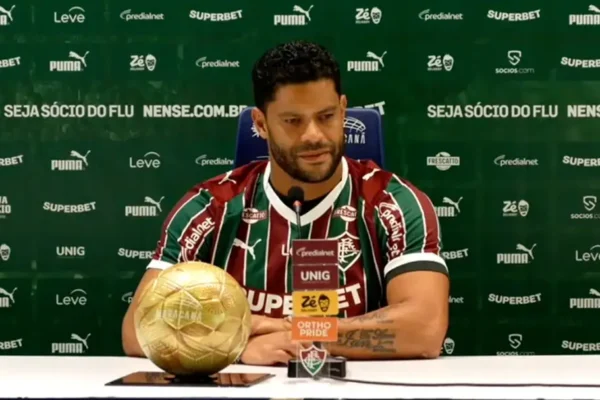 Em coletiva da sua chegada ao Fluminense,&nbsp; Hulk revela que está&nbsp; ansioso pela estreia
