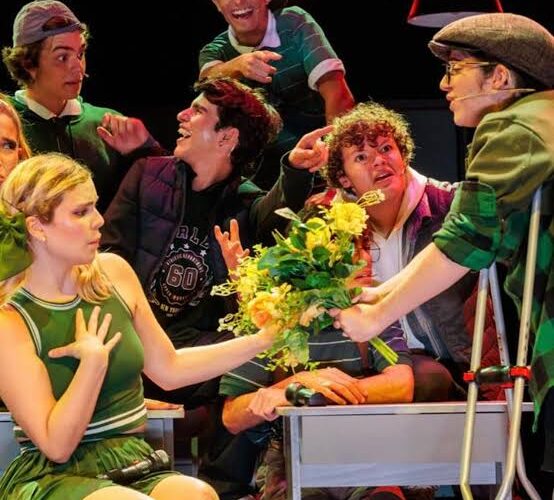 O programa “Hoje Tem Teatro” chega à Praça das Artes com o espetáculo “Thirteen – O Musical