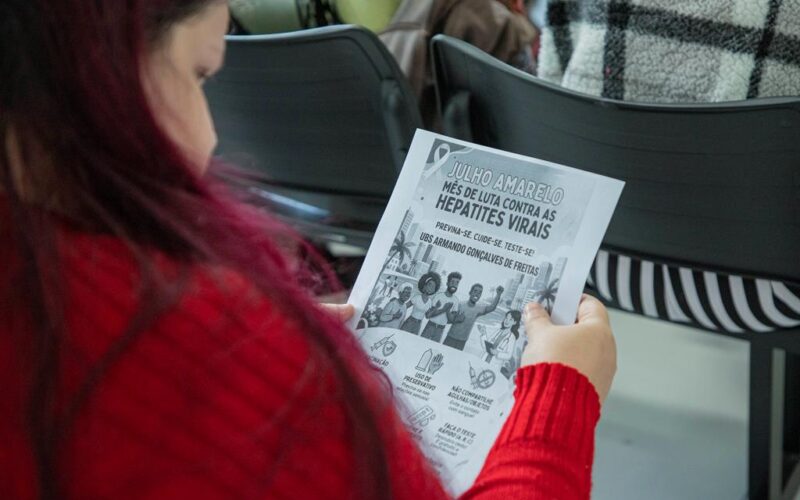 Julho Amarelo em Barueri conscientiza população sobre hepatites virais