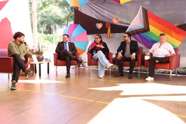 Seminário em Barueri “Orgulho e Inclusão” amplia debate sobre direitos da população LGBTQIAPN+