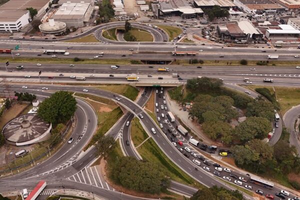 A partir de segunda (27), Trevo de Alphaville terá intervenções noturnas para obras estruturais