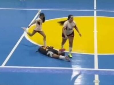 VÍDEO: Jogadora que chutou a cabeça de adversária pega 5 anos de suspensão