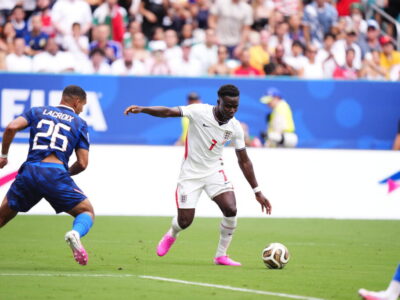 VÍDEO: França toma 6 gols da Inglaterra que ficou com o 3° lugar; Assista aos melhores momentos