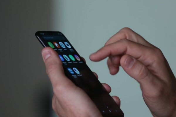 Novas regras proíbem publicidade de bets com promessa de ganho fácil