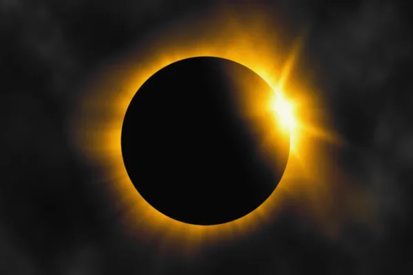 Turismo: Boletim do “Trilhos e Caminhadas” de Portugal; Especial para ver o Eclipse