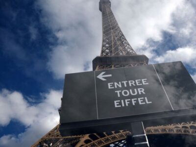 Funcionários da Torre Eiffel fazem greve por um motivo nunca visto