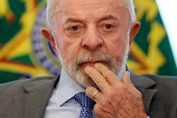 Quais são as mudanças de estratégia da campanha de Lula para o segundo turno