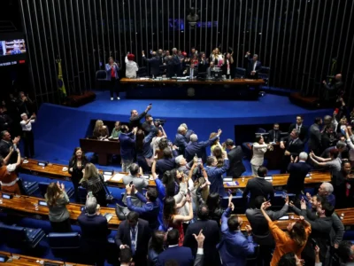 Senado aprova o fim da escala 6×1 e abre caminho para uma nova jornada de trabalho no Brasil
